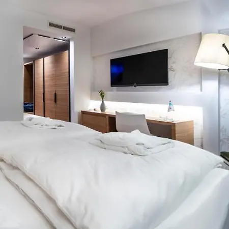 Hotel Parc Am 4*